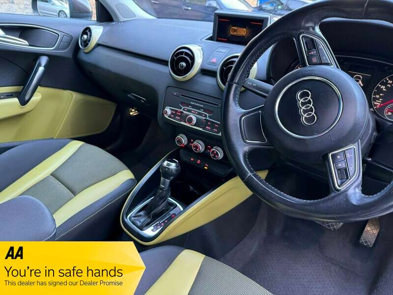 2011 AUDI A1 2011 AUDI A1