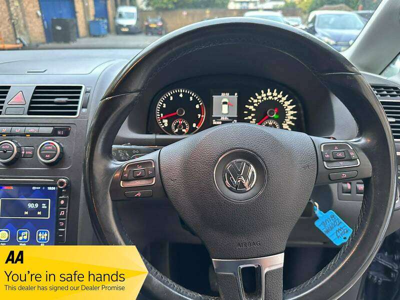 2014 VOLKSWAGEN TOURAN 2014 VOLKSWAGEN TOURAN