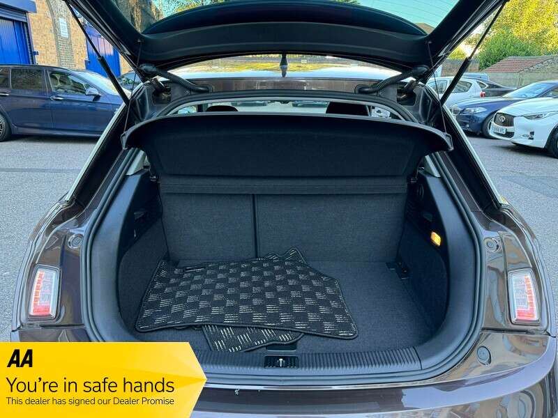 2011 AUDI A1 2011 AUDI A1