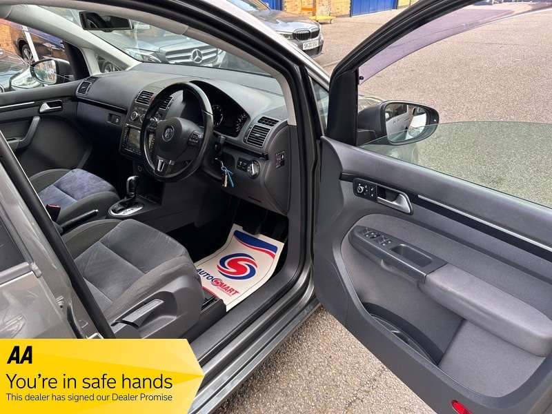 2014 VOLKSWAGEN TOURAN 2014 VOLKSWAGEN TOURAN