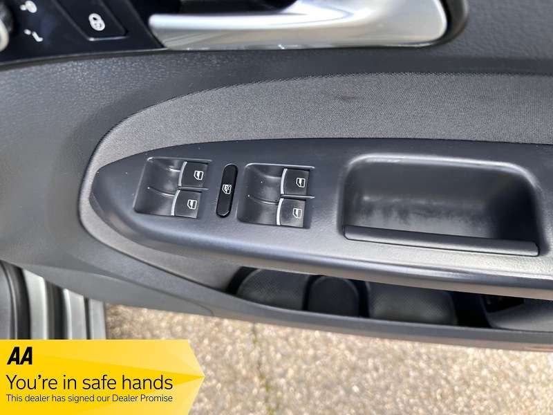 2014 VOLKSWAGEN TOURAN 2014 VOLKSWAGEN TOURAN