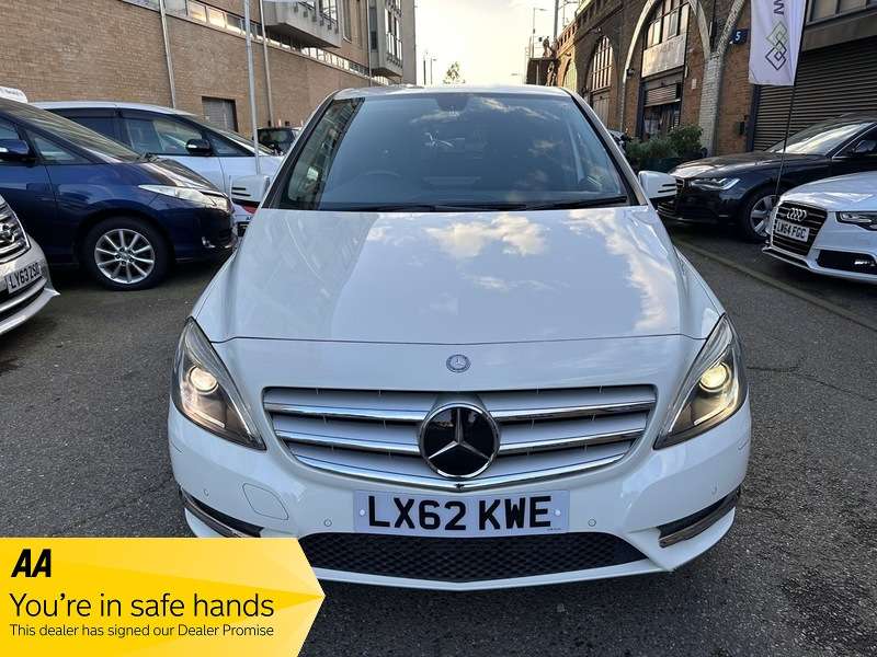 2012 MERCEDES-BENZ B180 BLUEEFFICIENCY SPORT AUTO 2012 MERCEDES-BENZ B180 BLUEEFFICIENCY SPORT AUTO