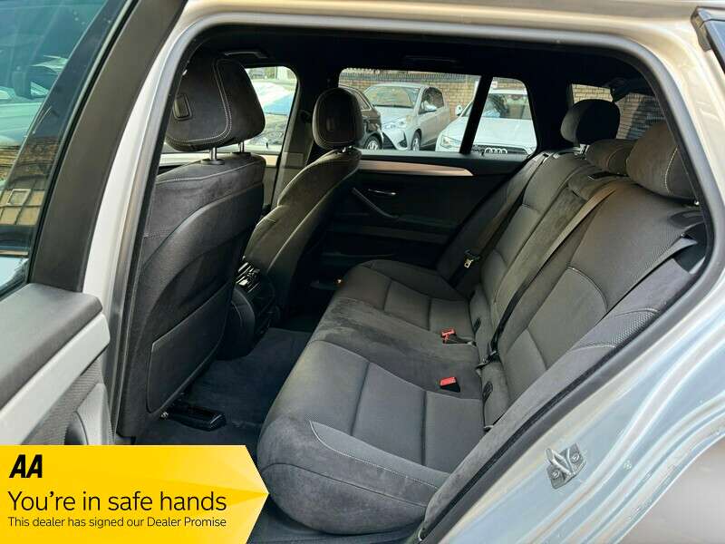 2015 BMW 520 2015 BMW 520