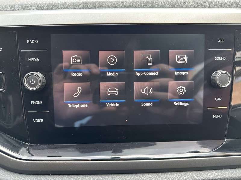 2019 VOLKSWAGEN POLO 2019 VOLKSWAGEN POLO