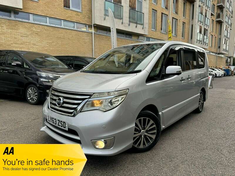 A 2014 NISSAN SERENA 2.0 HYBRID AUTO 8 SEAT A 2014 NISSAN SERENA 2.0 HYBRID AUTO 8 SEAT