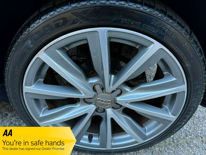 2011 AUDI A1 2011 AUDI A1