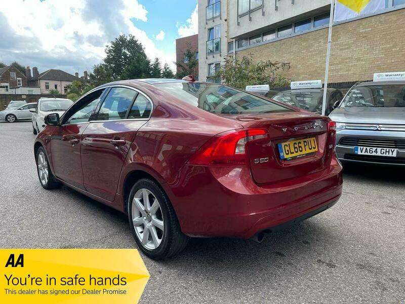 A 2016 VOLVO S60 D3 SE NAV A 2016 VOLVO S60 D3 SE NAV