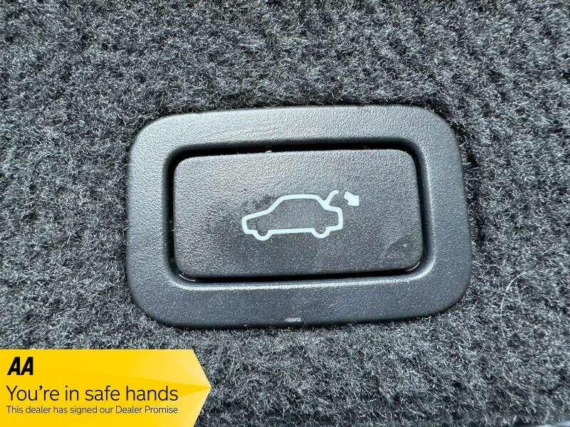 2009 VOLVO V70 2009 VOLVO V70