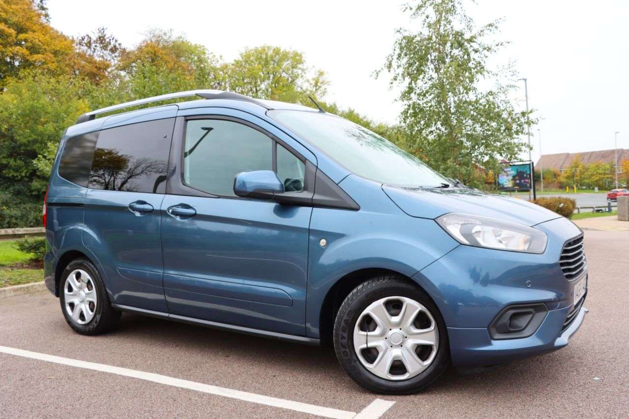 A 2019 FORD TOURNEO COURIER 1.0 EcoBoost Zetec MPV 5dr Petrol Manual Euro 6 (100 ps) Just Serviced Read A 2019 FORD TOURNEO COURIER 1.0 EcoBoost Zetec MPV 5dr Petrol Manual Euro 6 (100 ps) Just Serviced Read