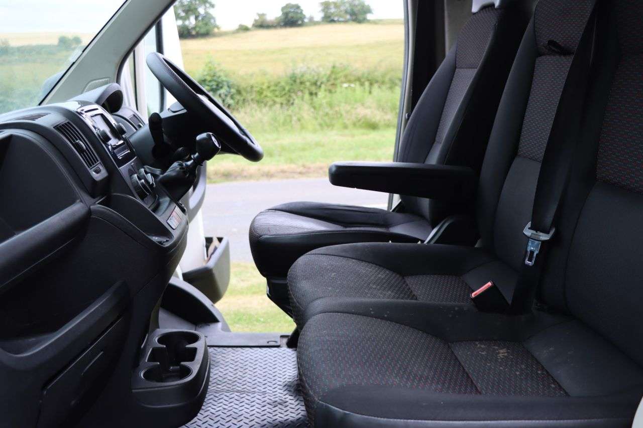 2017 PEUGEOT BOXER 2017 PEUGEOT BOXER