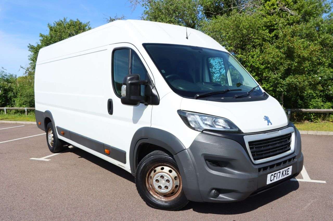 A 2017 PEUGEOT BOXER 2.0 BlueHDi 435 Professional Panel Van 5dr Diesel Manual L4 H2 Euro 6 (130 A 2017 PEUGEOT BOXER 2.0 BlueHDi 435 Professional Panel Van 5dr Diesel Manual L4 H2 Euro 6 (130