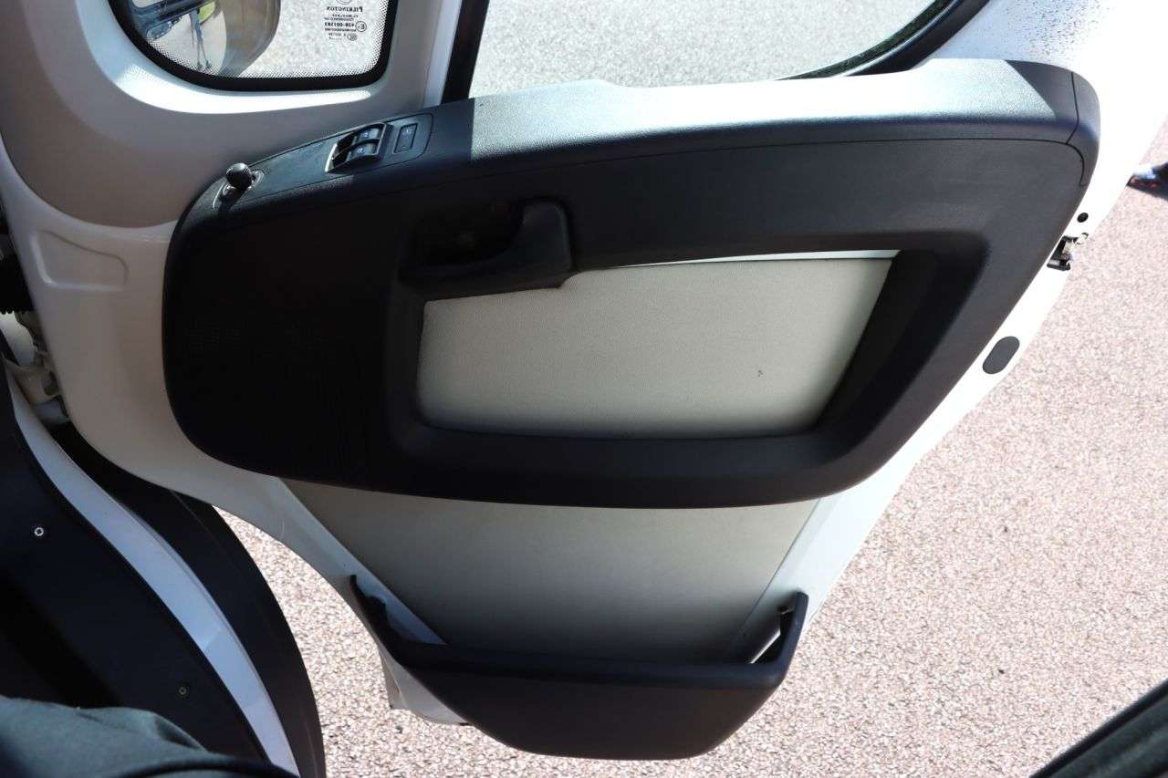 2017 PEUGEOT BOXER 2017 PEUGEOT BOXER