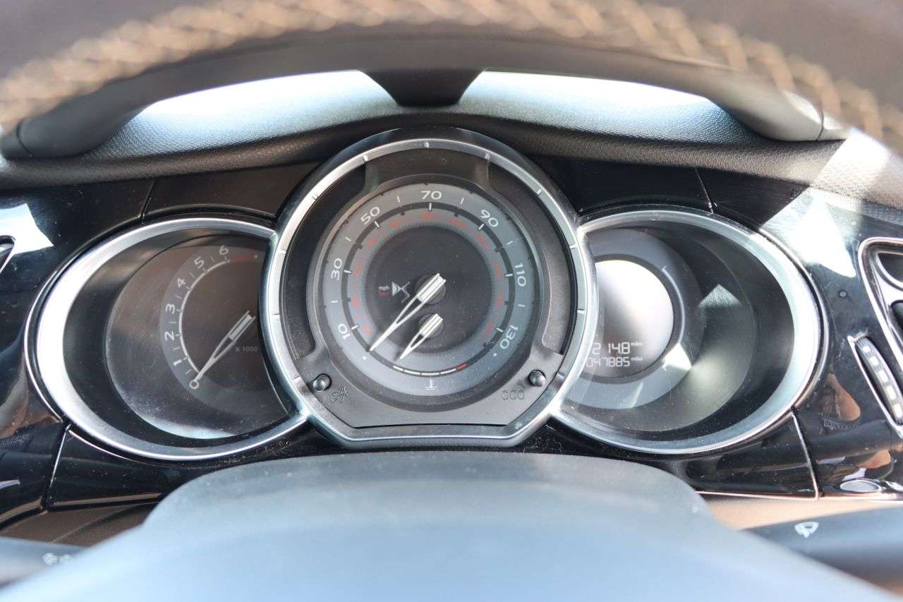 2016 DS AUTOMOBILES DS 3 2016 DS AUTOMOBILES DS 3