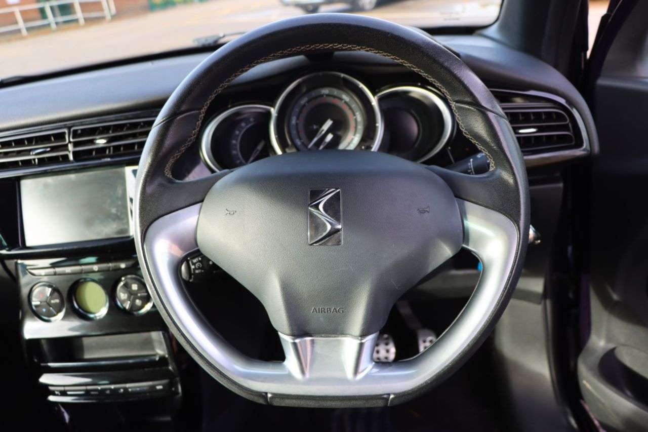 2016 DS AUTOMOBILES DS 3 2016 DS AUTOMOBILES DS 3