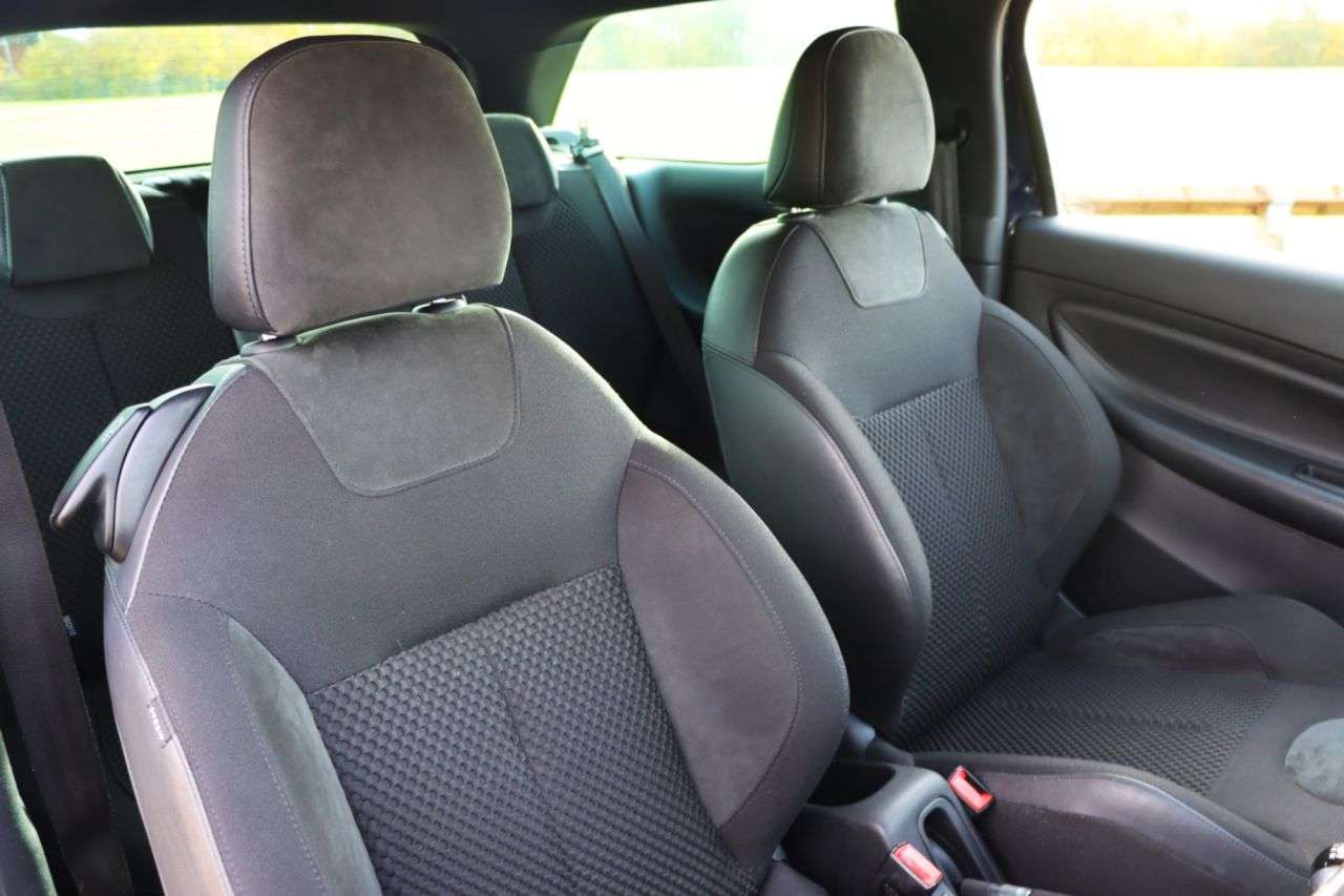 2016 DS AUTOMOBILES DS 3 2016 DS AUTOMOBILES DS 3