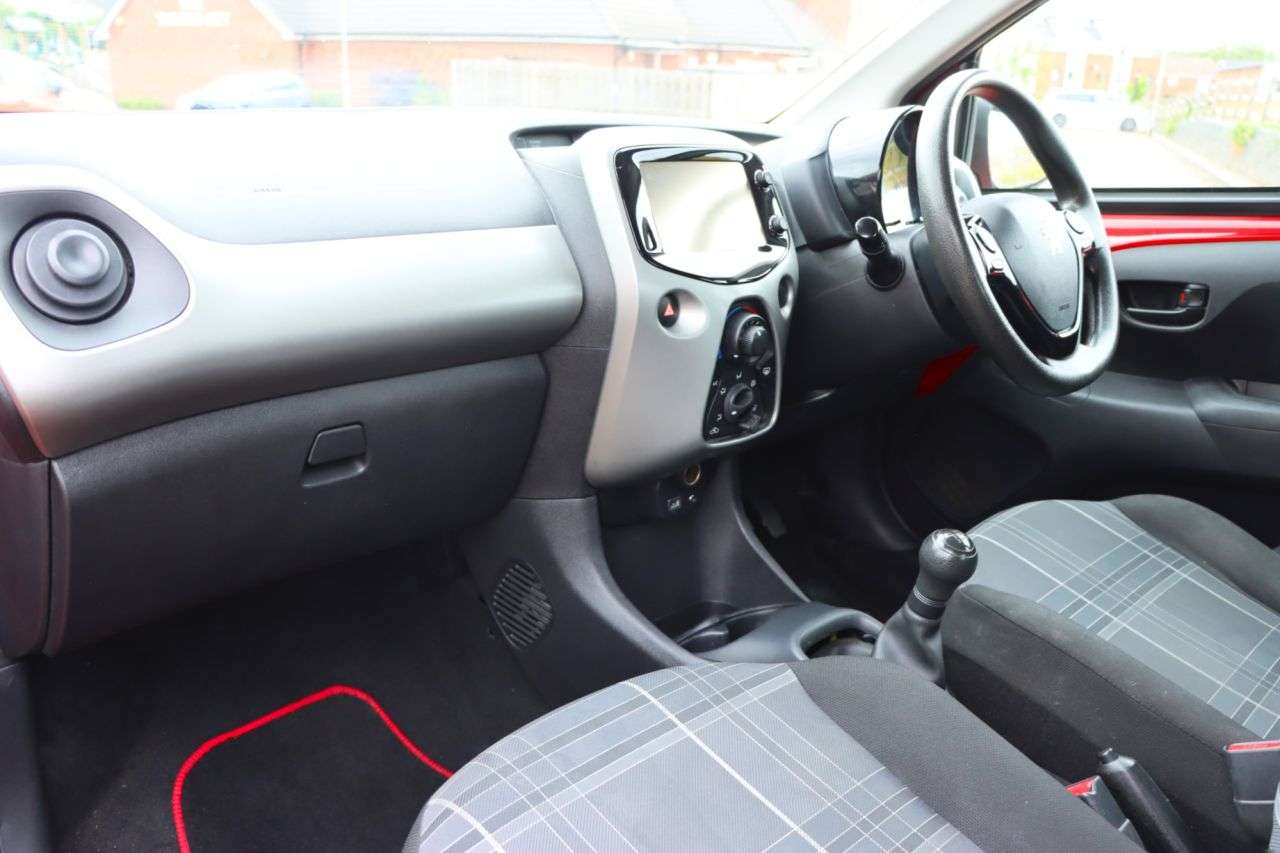 2016 PEUGEOT 108 2016 PEUGEOT 108