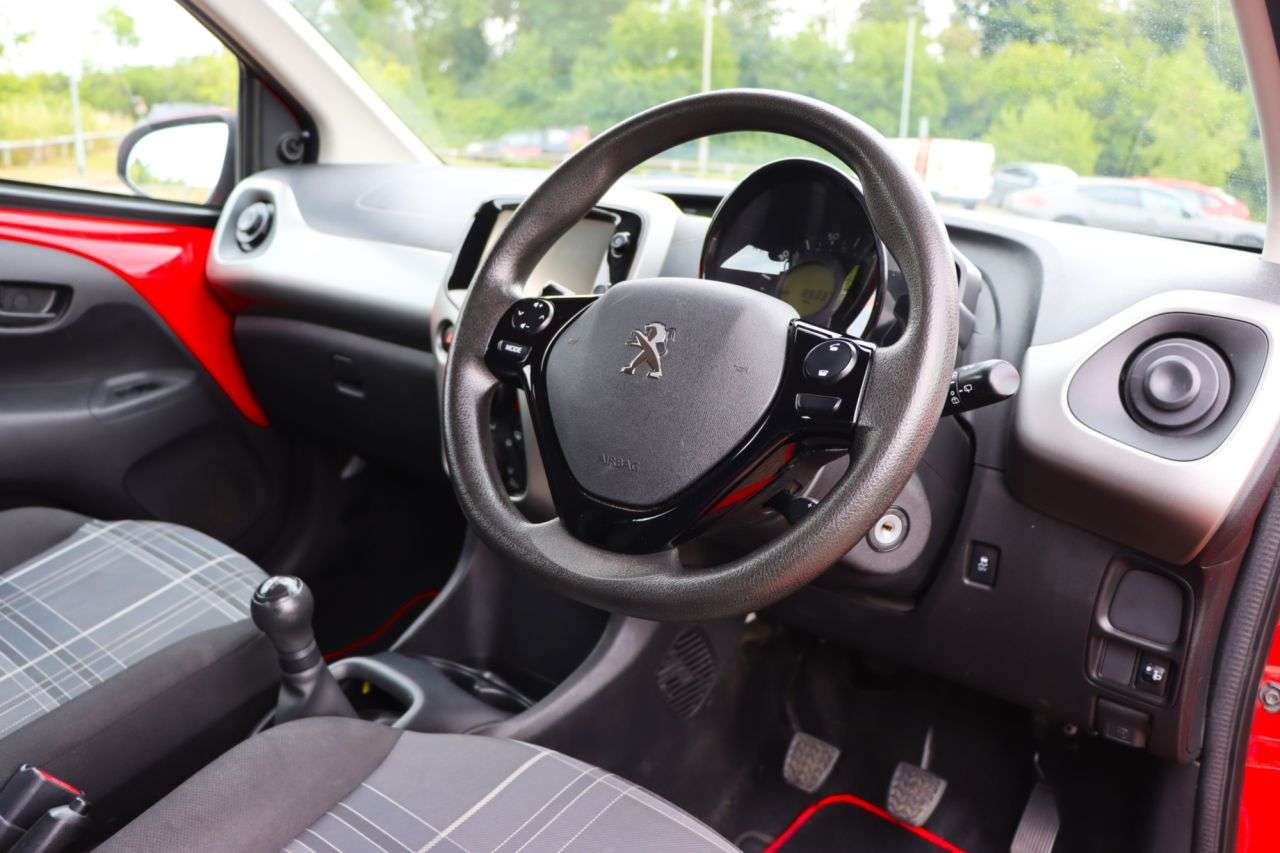 2016 PEUGEOT 108 2016 PEUGEOT 108