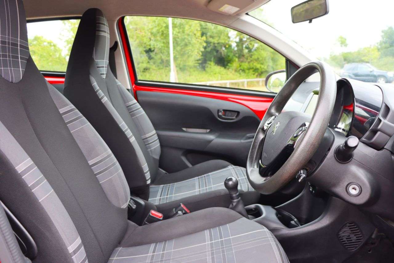 2016 PEUGEOT 108 2016 PEUGEOT 108