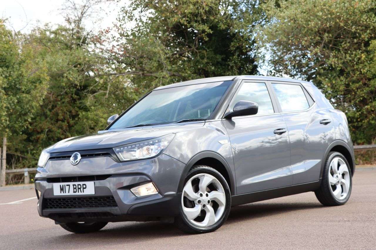 2015 SSANGYONG TIVOLI 2015 SSANGYONG TIVOLI