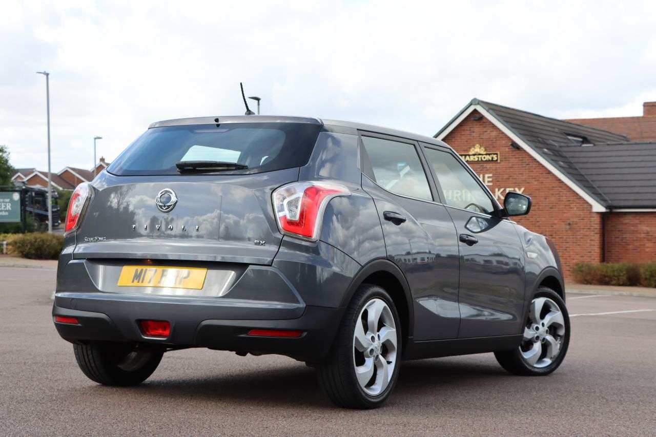 2015 SSANGYONG TIVOLI 2015 SSANGYONG TIVOLI