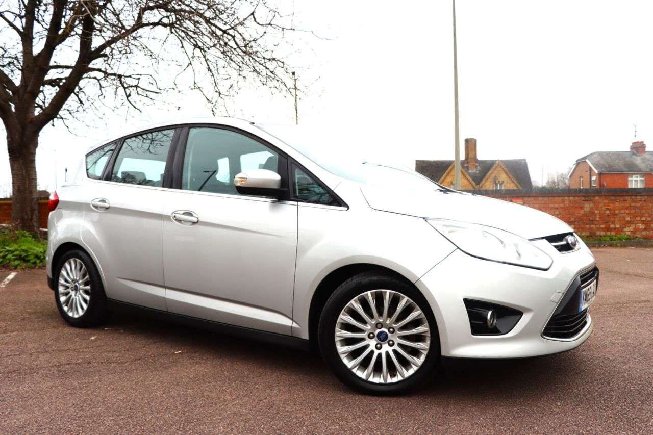 A 2015 FORD C-MAX 1.0T EcoBoost Titanium MPV 5dr Petrol Manual Euro 5 (s/s) (125 ps) JUST SER A 2015 FORD C-MAX 1.0T EcoBoost Titanium MPV 5dr Petrol Manual Euro 5 (s/s) (125 ps) JUST SER