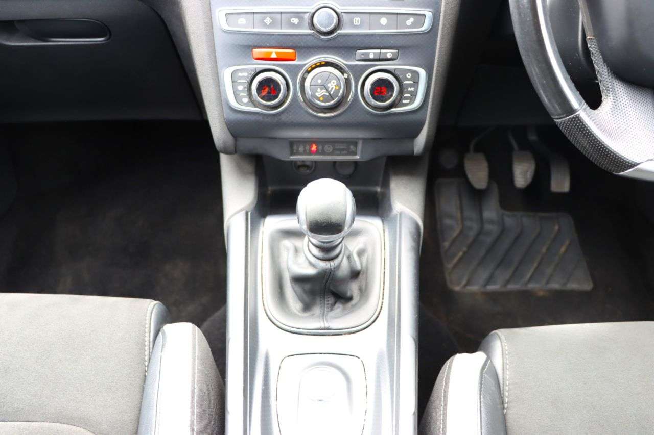 2017 DS AUTOMOBILES DS 4 CROSSBACK 2017 DS AUTOMOBILES DS 4 CROSSBACK