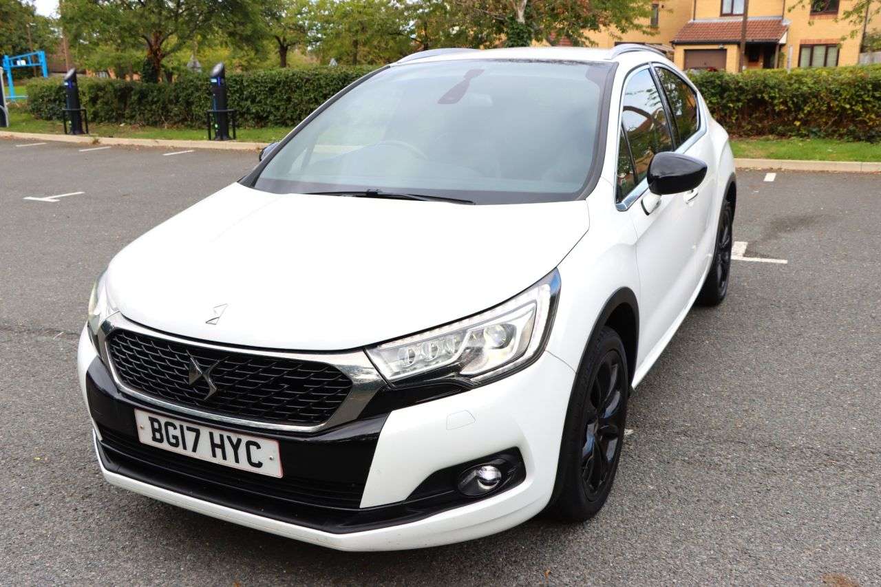 2017 DS AUTOMOBILES DS 4 CROSSBACK 2017 DS AUTOMOBILES DS 4 CROSSBACK