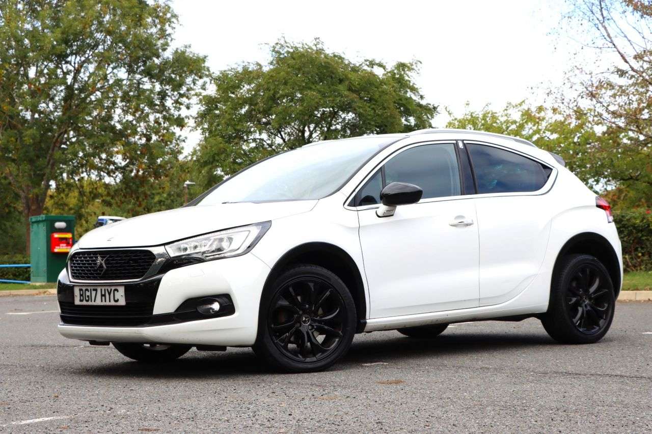 2017 DS AUTOMOBILES DS 4 CROSSBACK 2017 DS AUTOMOBILES DS 4 CROSSBACK