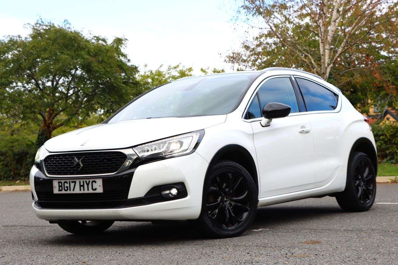 2017 DS AUTOMOBILES DS 4 CROSSBACK 2017 DS AUTOMOBILES DS 4 CROSSBACK