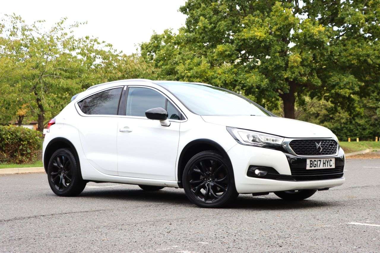 2017 DS AUTOMOBILES DS 4 CROSSBACK 2017 DS AUTOMOBILES DS 4 CROSSBACK