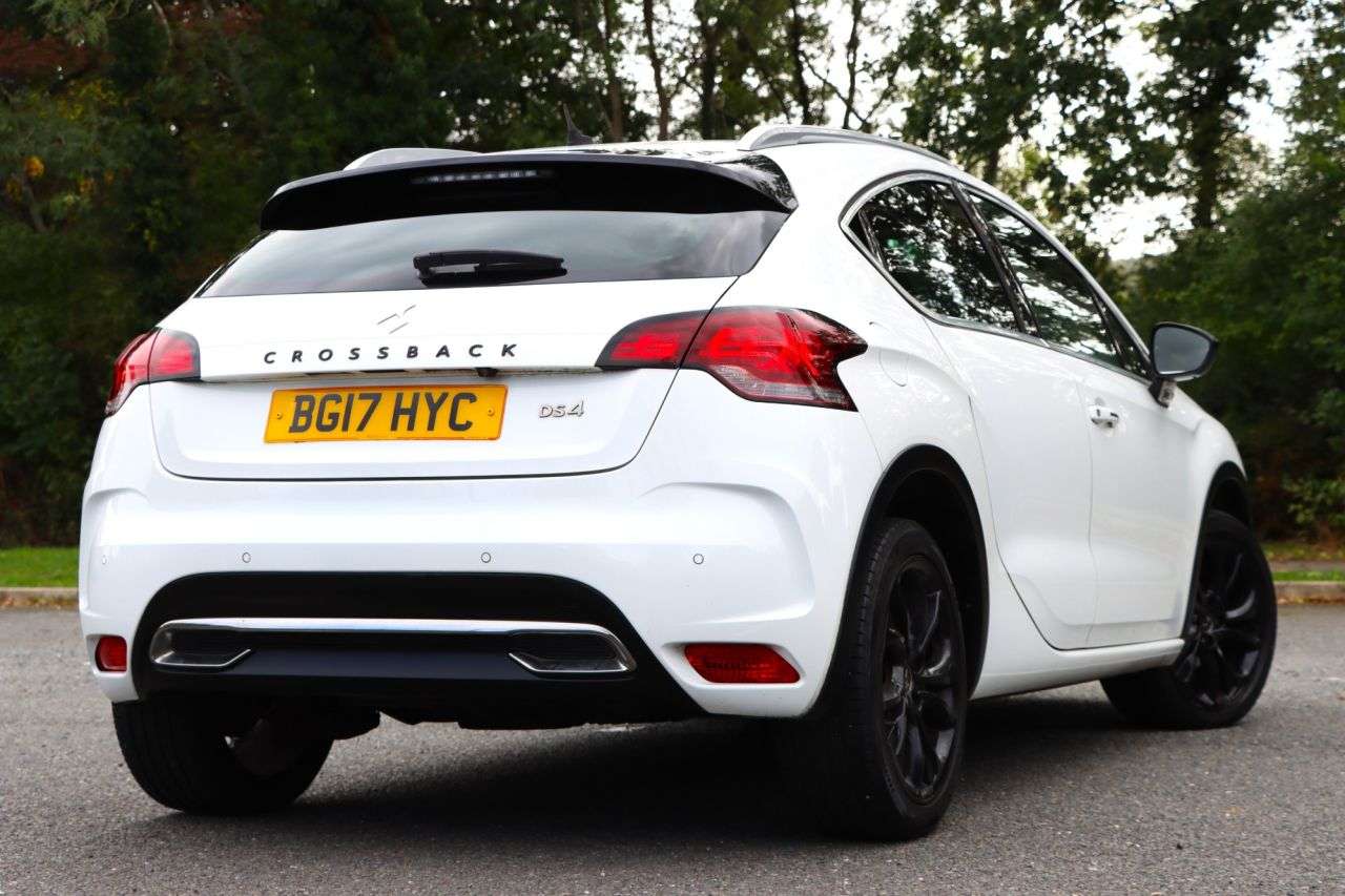 2017 DS AUTOMOBILES DS 4 CROSSBACK 2017 DS AUTOMOBILES DS 4 CROSSBACK