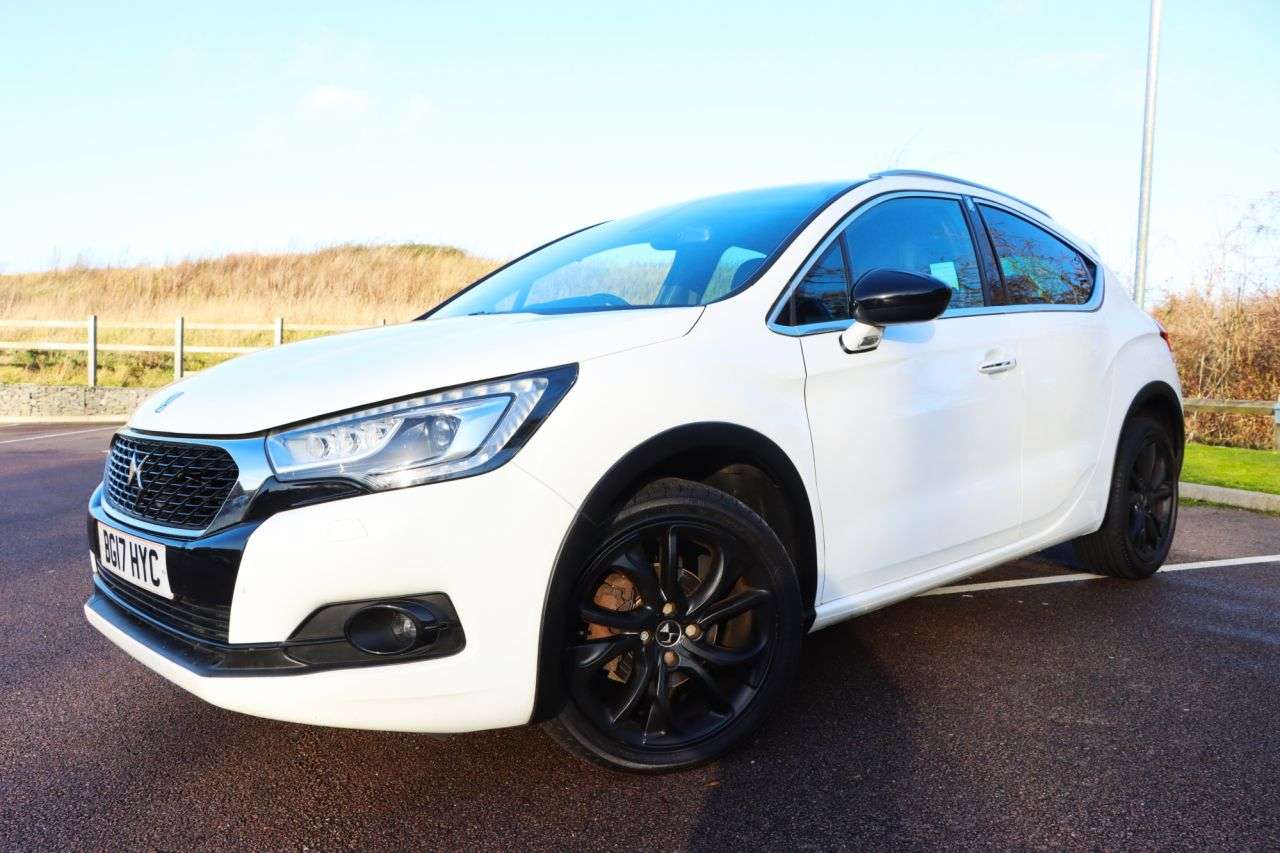2017 DS AUTOMOBILES DS 4 CROSSBACK 2017 DS AUTOMOBILES DS 4 CROSSBACK