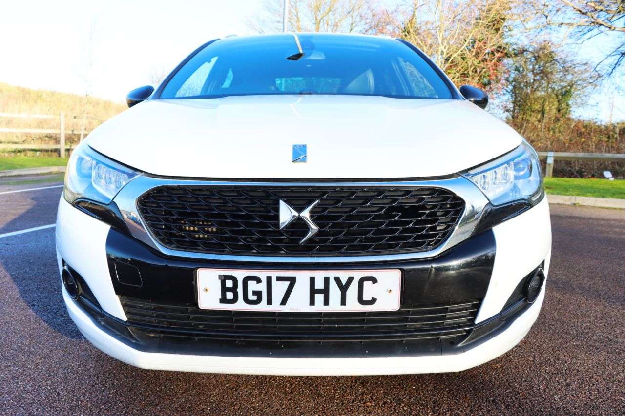 2017 DS AUTOMOBILES DS 4 CROSSBACK 2017 DS AUTOMOBILES DS 4 CROSSBACK