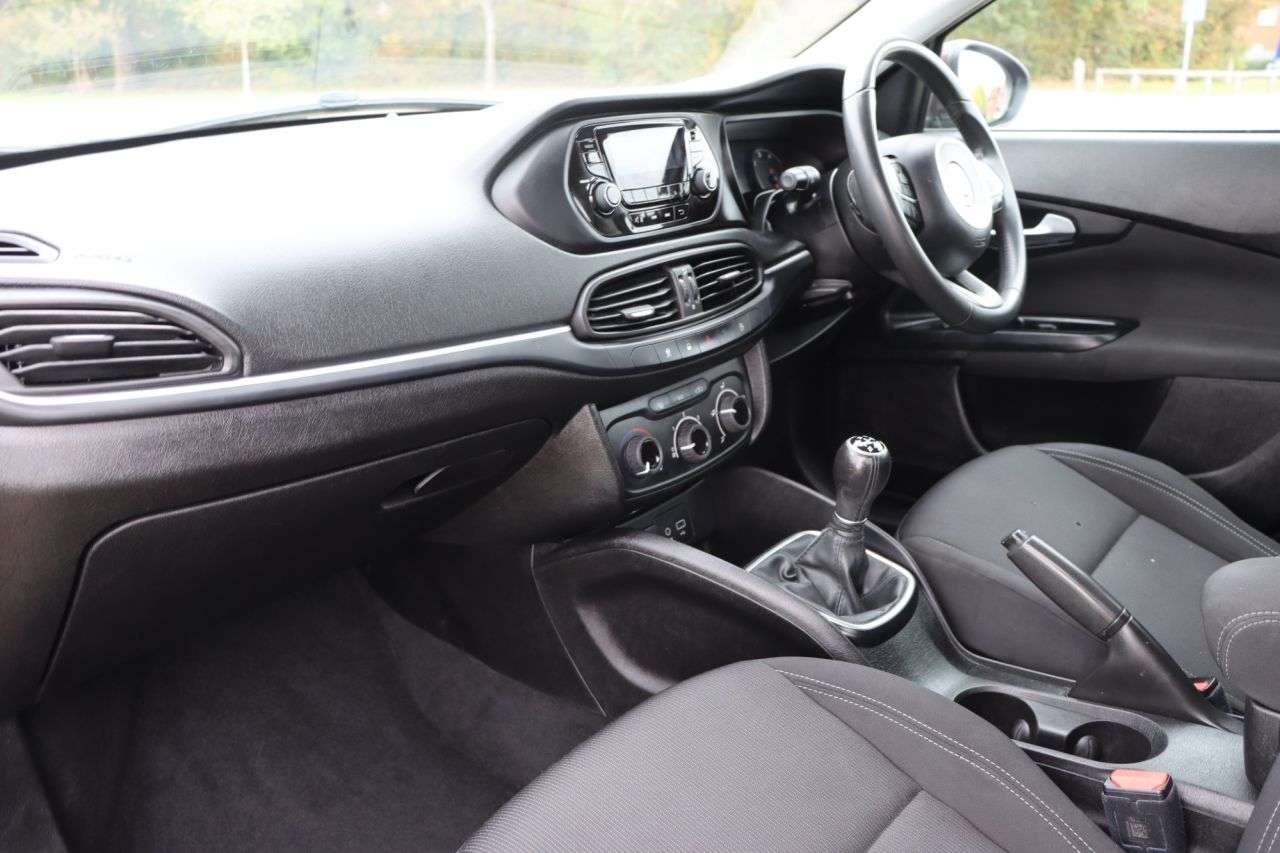 2018 FIAT TIPO 2018 FIAT TIPO