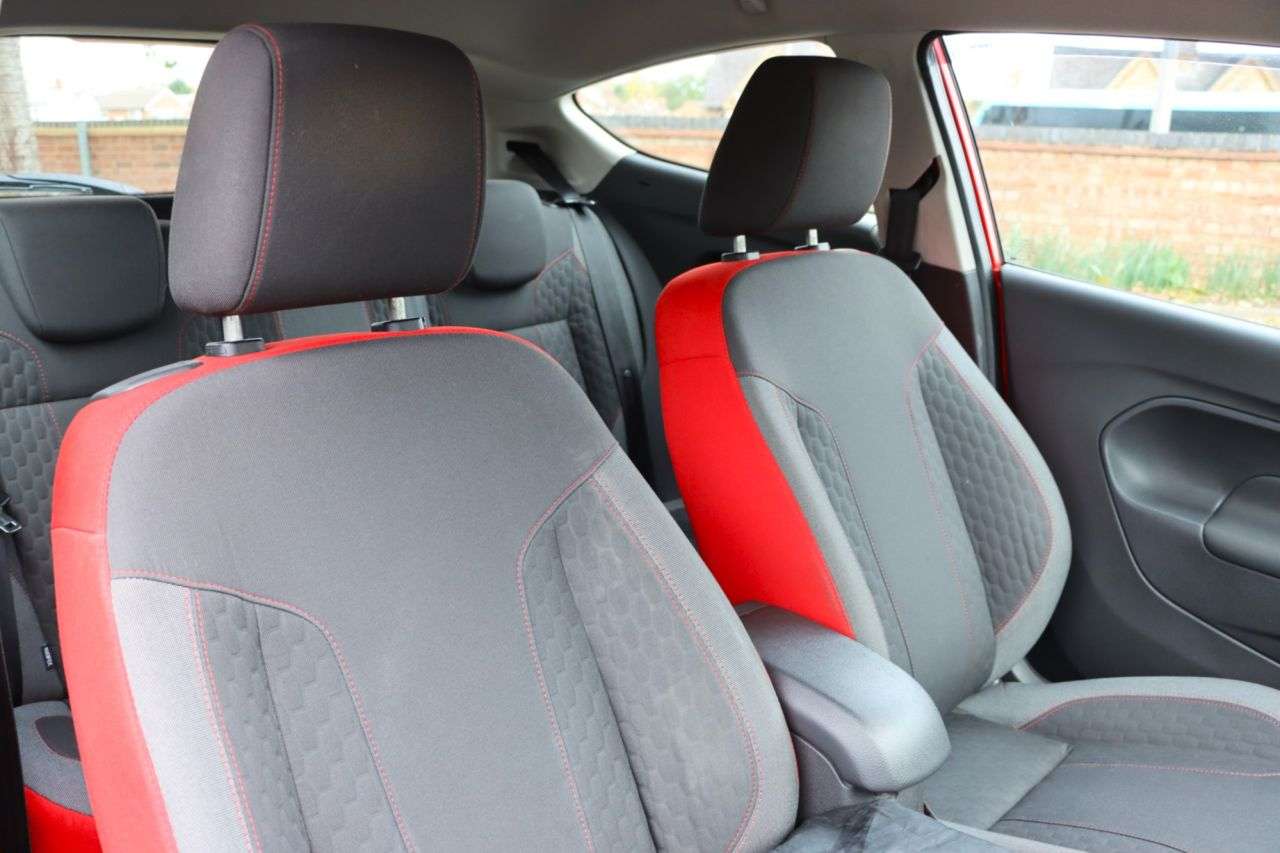 2015 FORD FIESTA 2015 FORD FIESTA