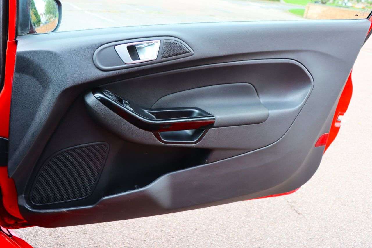 2015 FORD FIESTA 2015 FORD FIESTA