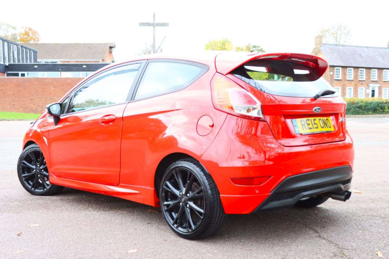 2015 FORD FIESTA 2015 FORD FIESTA