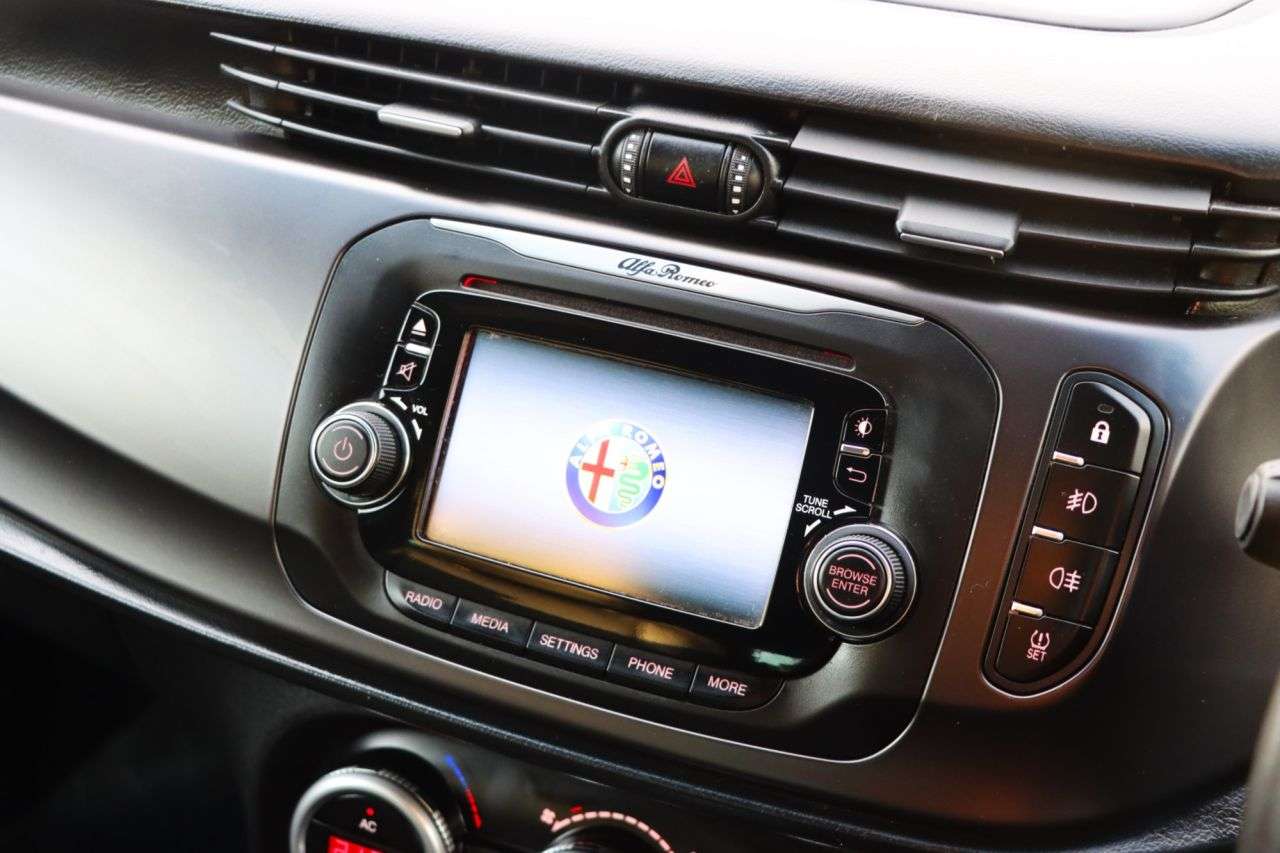 2014 ALFA ROMEO GIULIETTA 2014 ALFA ROMEO GIULIETTA