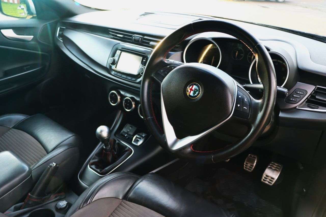 2014 ALFA ROMEO GIULIETTA 2014 ALFA ROMEO GIULIETTA