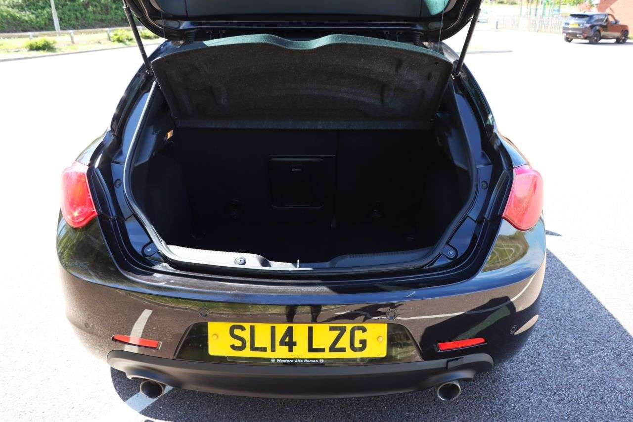 2014 ALFA ROMEO GIULIETTA 2014 ALFA ROMEO GIULIETTA
