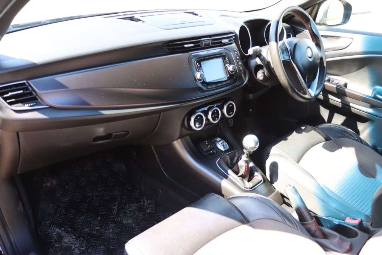 2014 ALFA ROMEO GIULIETTA 2014 ALFA ROMEO GIULIETTA