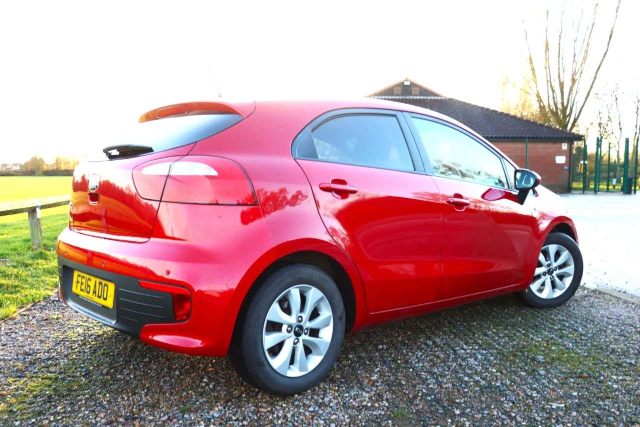 2016 KIA RIO 2016 KIA RIO