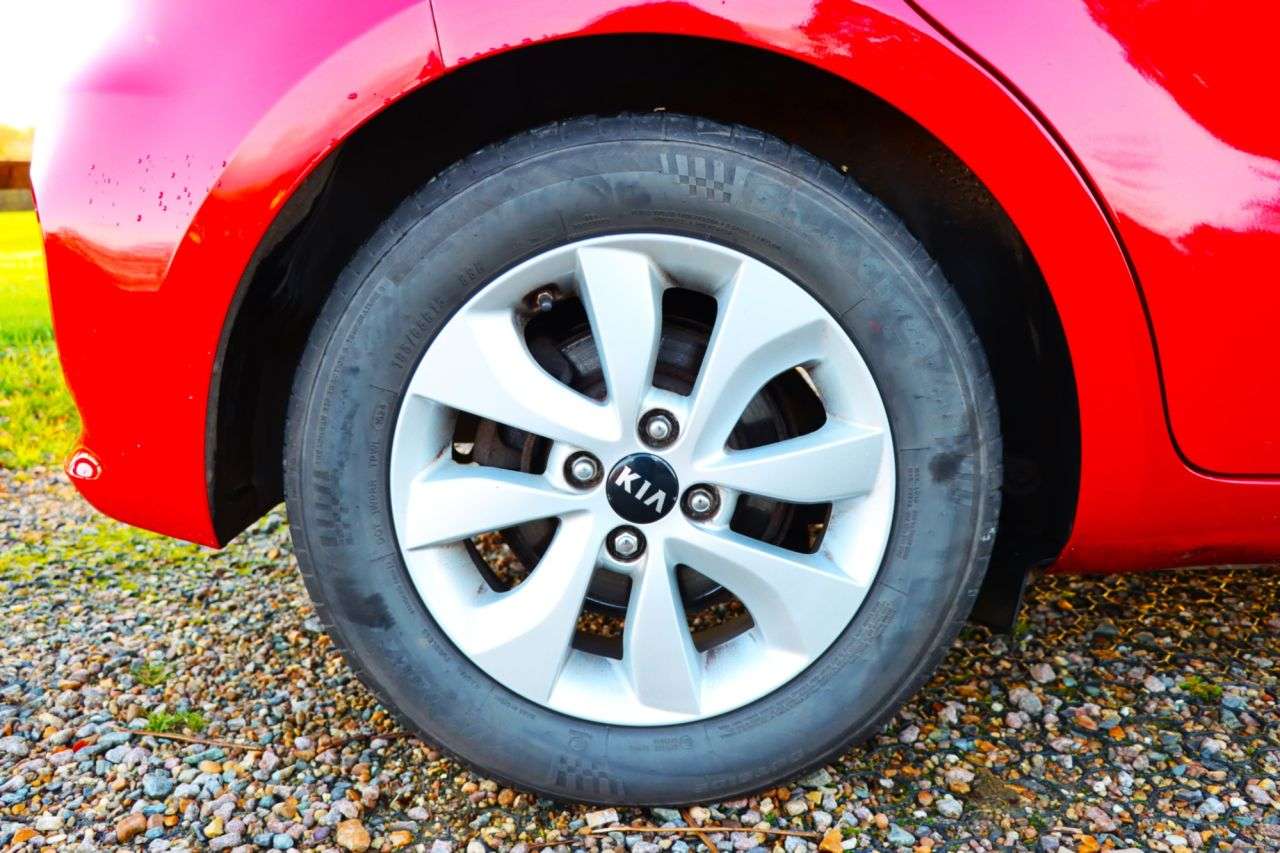 2016 KIA RIO 2016 KIA RIO