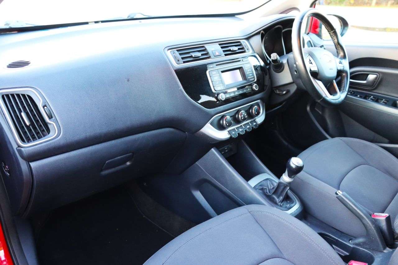 2016 KIA RIO 2016 KIA RIO