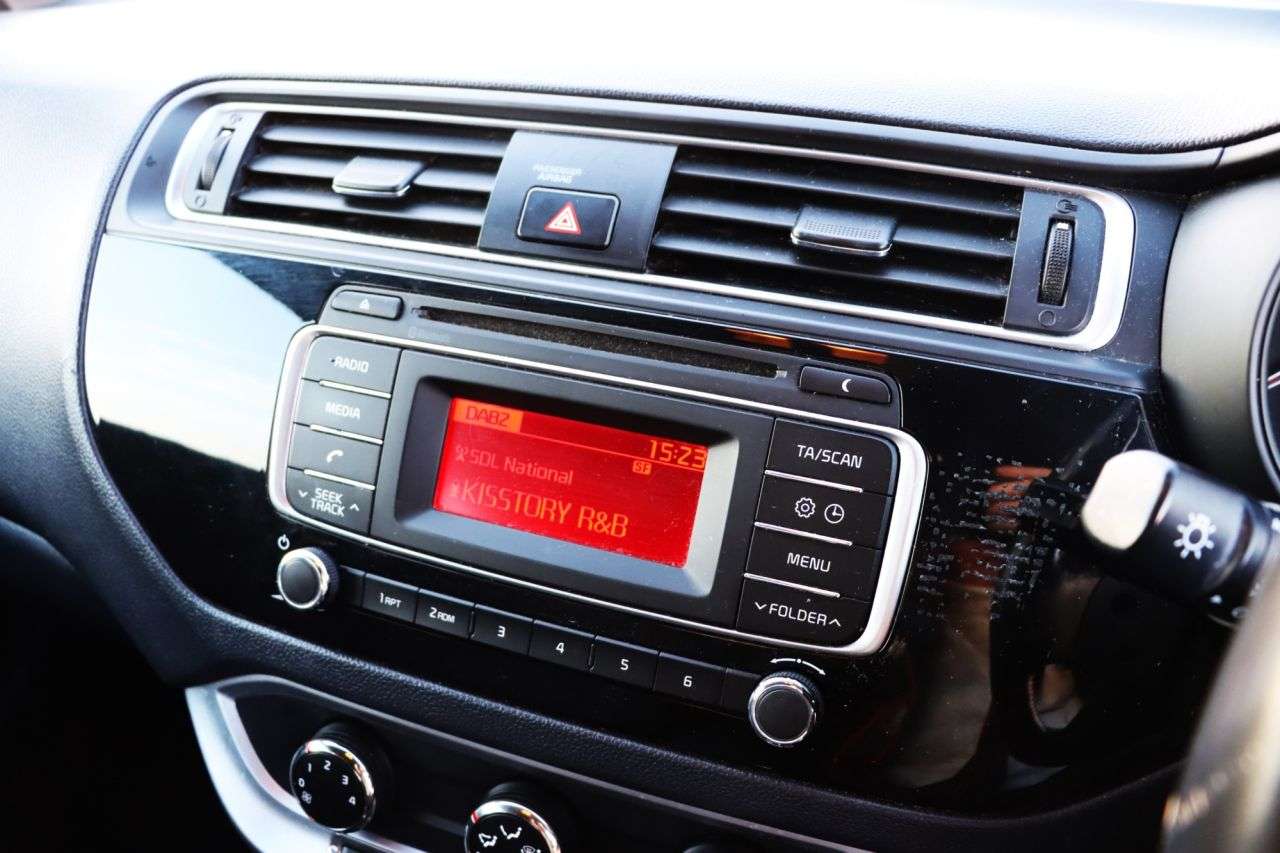 2016 KIA RIO 2016 KIA RIO