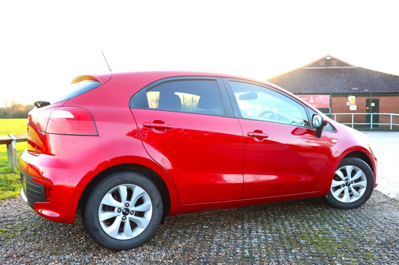 2016 KIA RIO 2016 KIA RIO