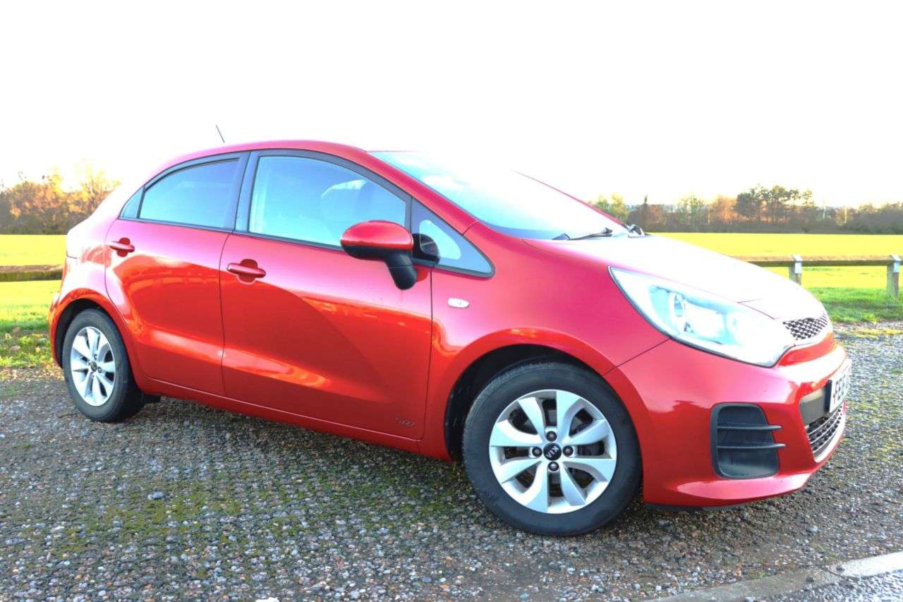 A 2016 KIA RIO 1.25 SR7 Hatchback 5dr Petrol Manual Euro 6 (84 bhp) Just Serviced Ready to A 2016 KIA RIO 1.25 SR7 Hatchback 5dr Petrol Manual Euro 6 (84 bhp) Just Serviced Ready to