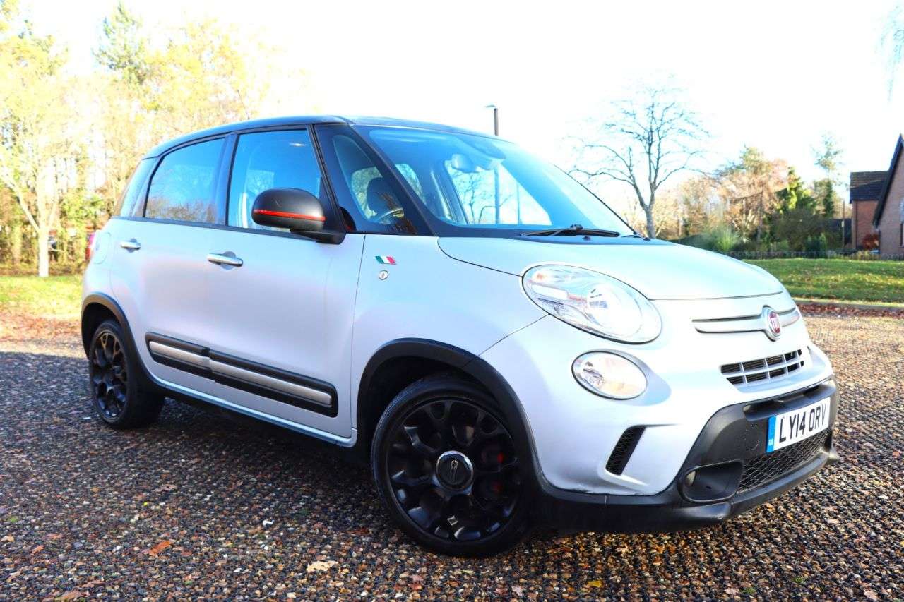 A 2014 FIAT 500L 1.6L 5d 105 BHP Just Serviced Ready to Drive Away A 2014 FIAT 500L 1.6L 5d 105 BHP Just Serviced Ready to Drive Away
