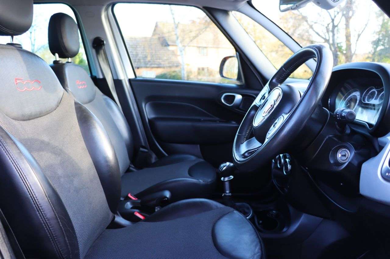 2014 FIAT 500L 2014 FIAT 500L