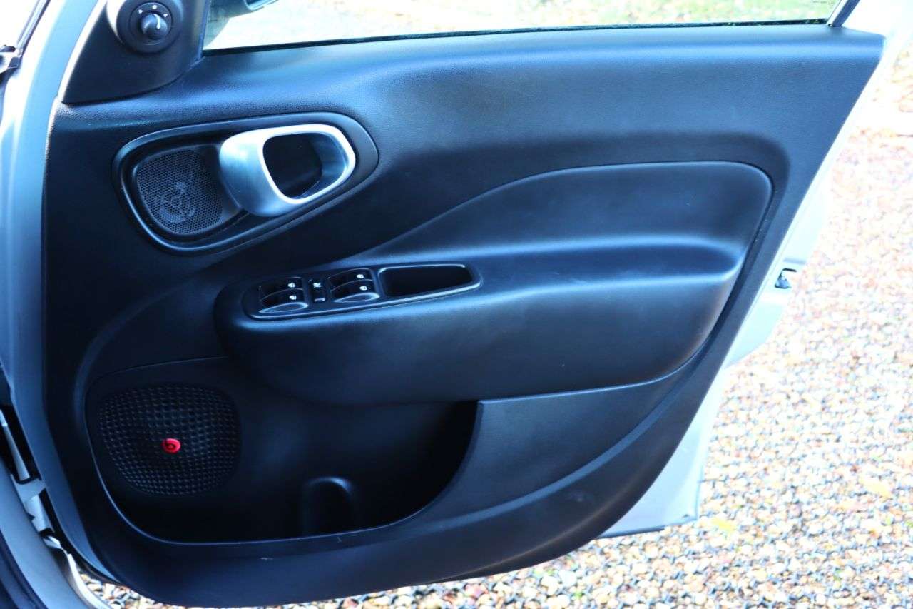 2014 FIAT 500L 2014 FIAT 500L